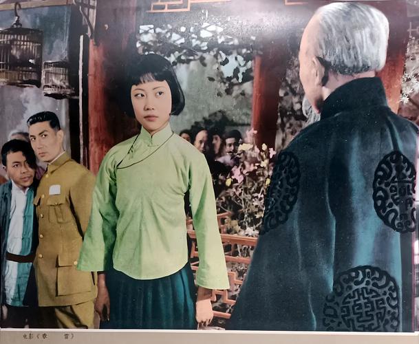 老司机影院午夜剧情解析：深夜观影的隐藏彩蛋与情感张力（长尾关键词：午夜剧情深度解读 / 老司机影院隐藏彩蛋 / 深夜情感电影推荐）
