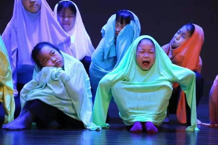 曹逼动漫的相关介绍