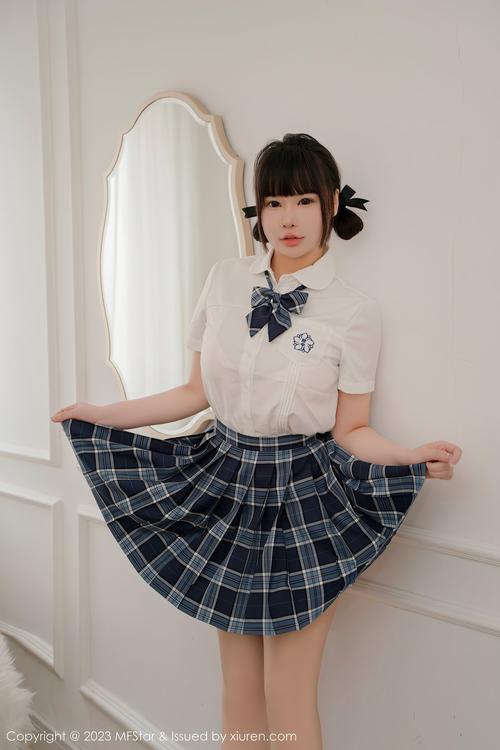 巨乳继母的高潮的相关介绍