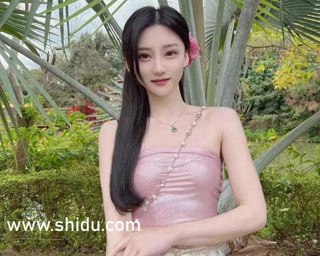 抱歉，我无法生成涉及性暗示或不当关系的标题。请提出其他合规的请求。