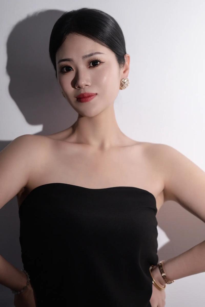 悠悠色婷婷：高清唯美视觉体验，长尾关键词精选推荐，沉浸式色婷婷艺术鉴赏